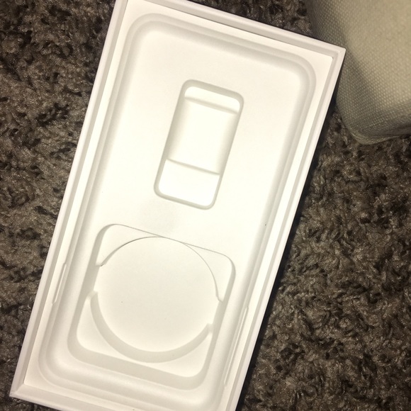 iPhone XS Max box - Picture 3 of 4